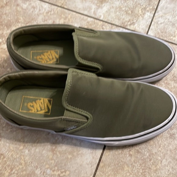 Green Vans - Picture 1 of 7